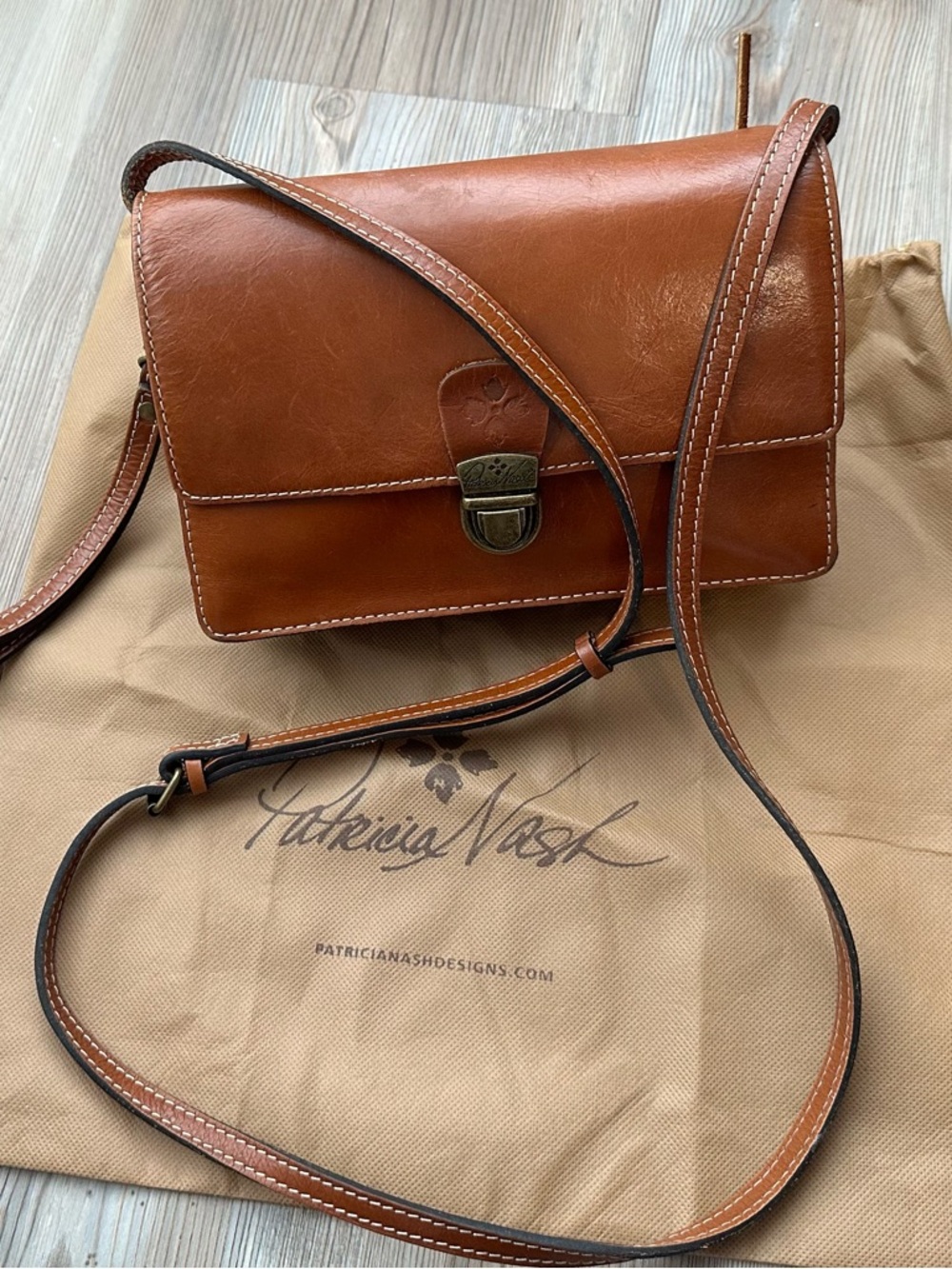 Patricia Nash Tan/Cognac Leather Crossbody with Antique Brass Clasp